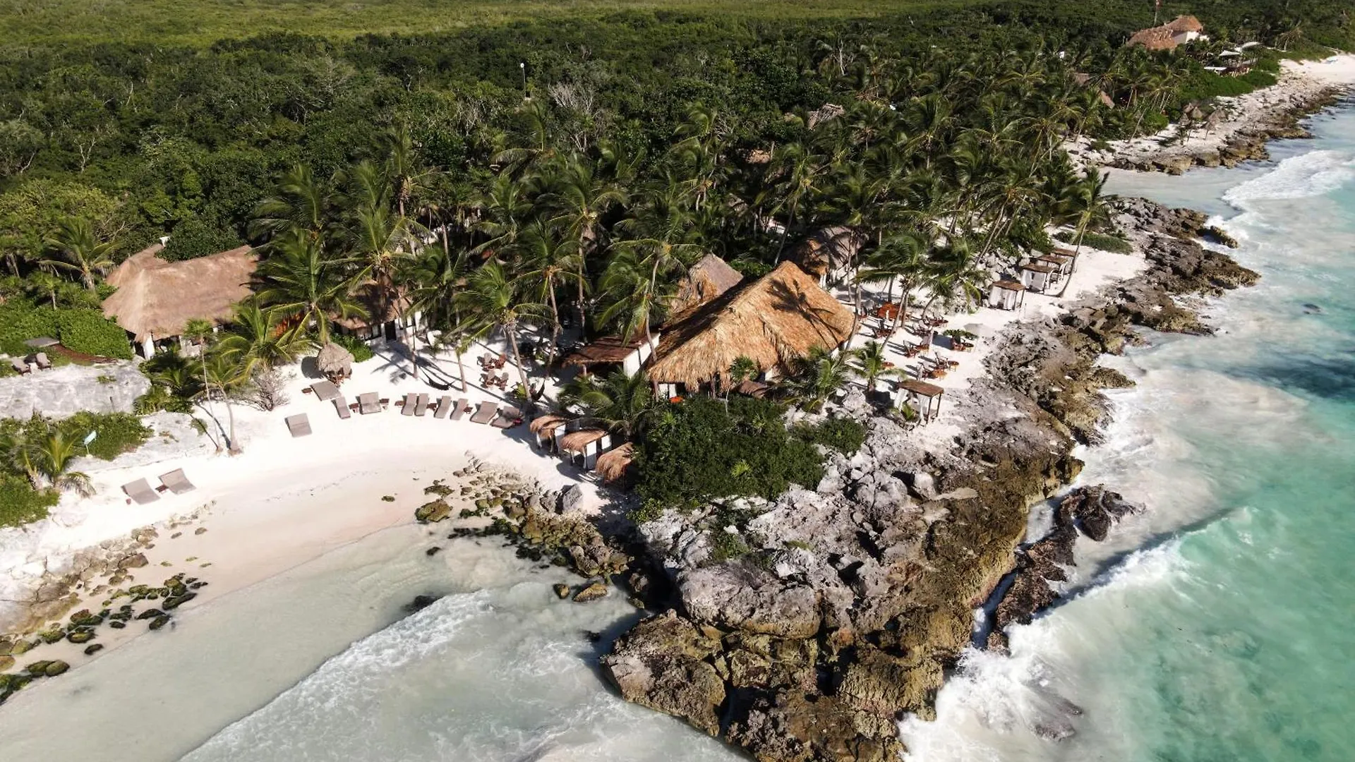 Hotel Diamante K - Inside Tulum National Park Mexiko
