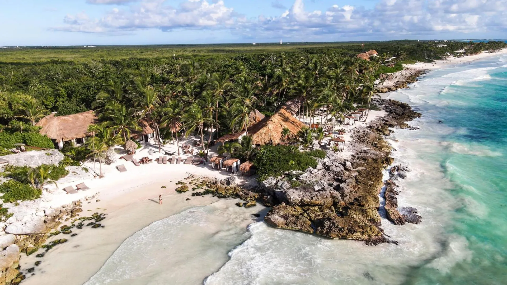 Hotel Diamante K - Inside Tulum National Park
